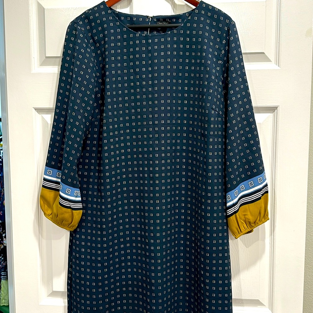 Ann Taylor 16 Tall Teal Printed Shift Dress